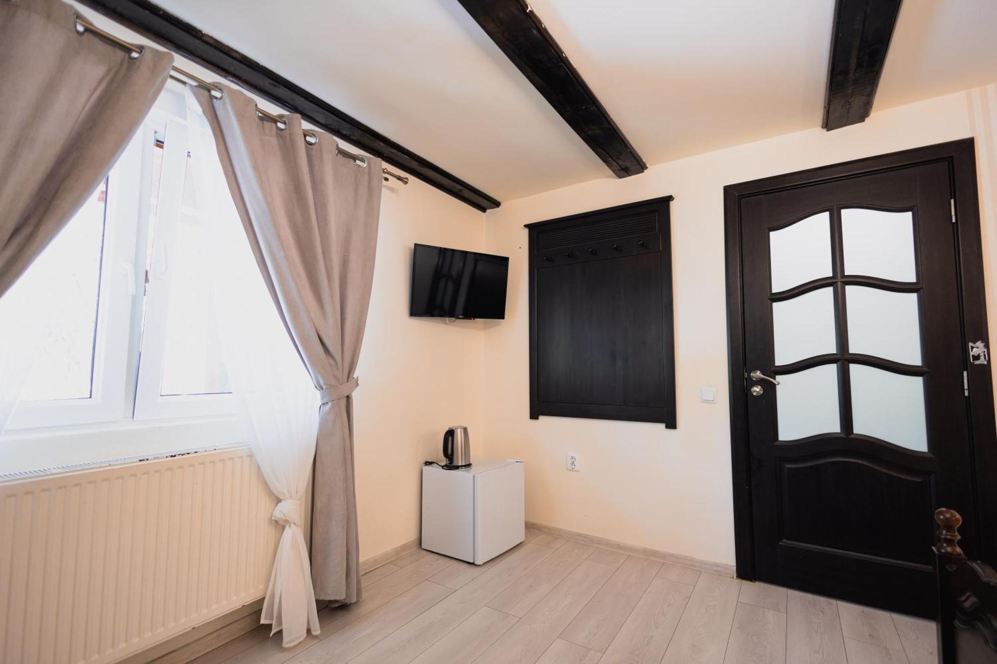Gasthof Pensiunea Poiana Avrigului 4*