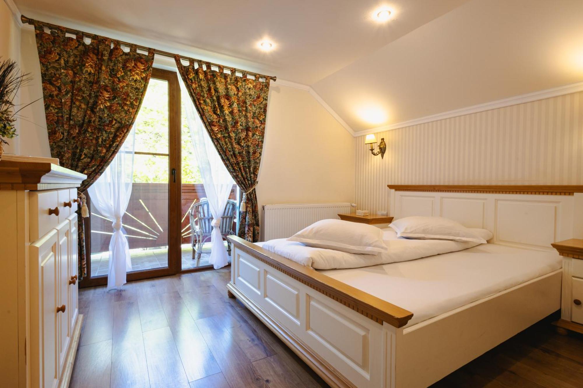 Pensiunea Poiana Avrigului 4* Avrig